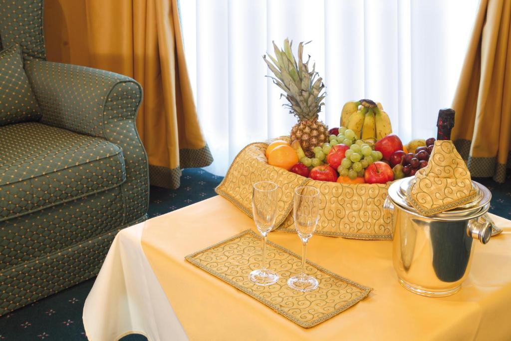 Hotel Gran Vacanze Rooms & Apartments Dimaro Εξωτερικό φωτογραφία