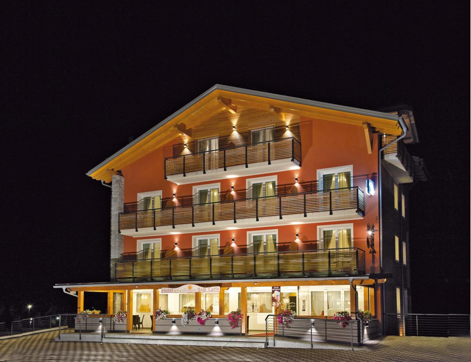 Hotel Gran Vacanze Rooms & Apartments Dimaro Εξωτερικό φωτογραφία