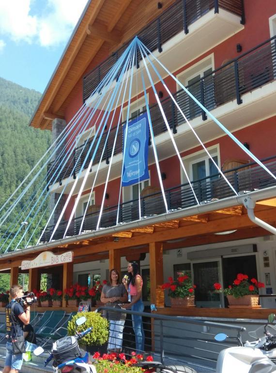 Hotel Gran Vacanze Rooms & Apartments Dimaro Εξωτερικό φωτογραφία
